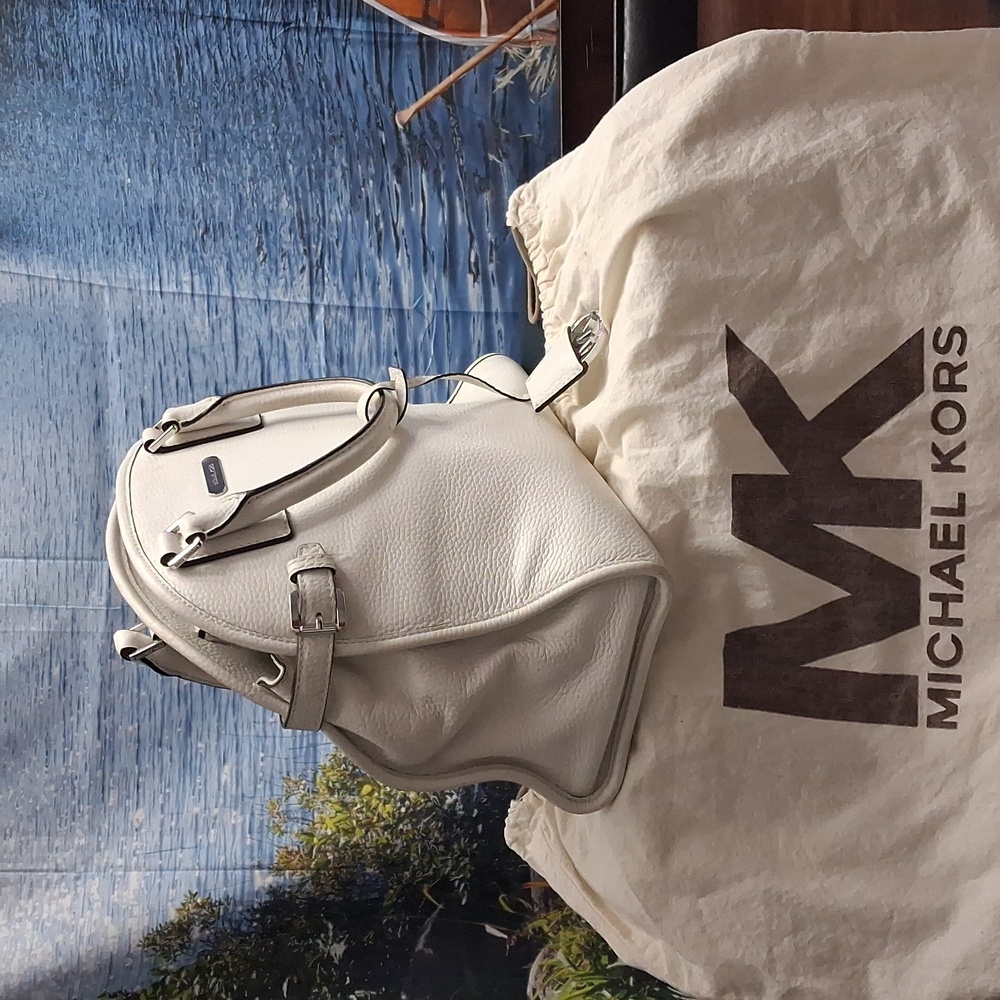 Michael Kors White With Silver Harware Satchel Bag - Large - Picture 4 of 16